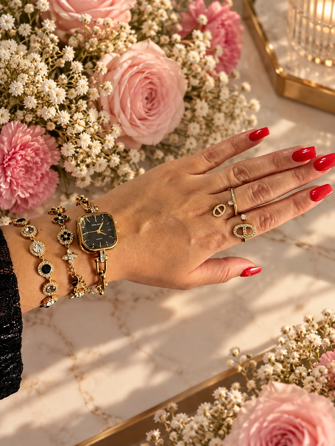Montre-Bijou Dorée – Cadran Noir