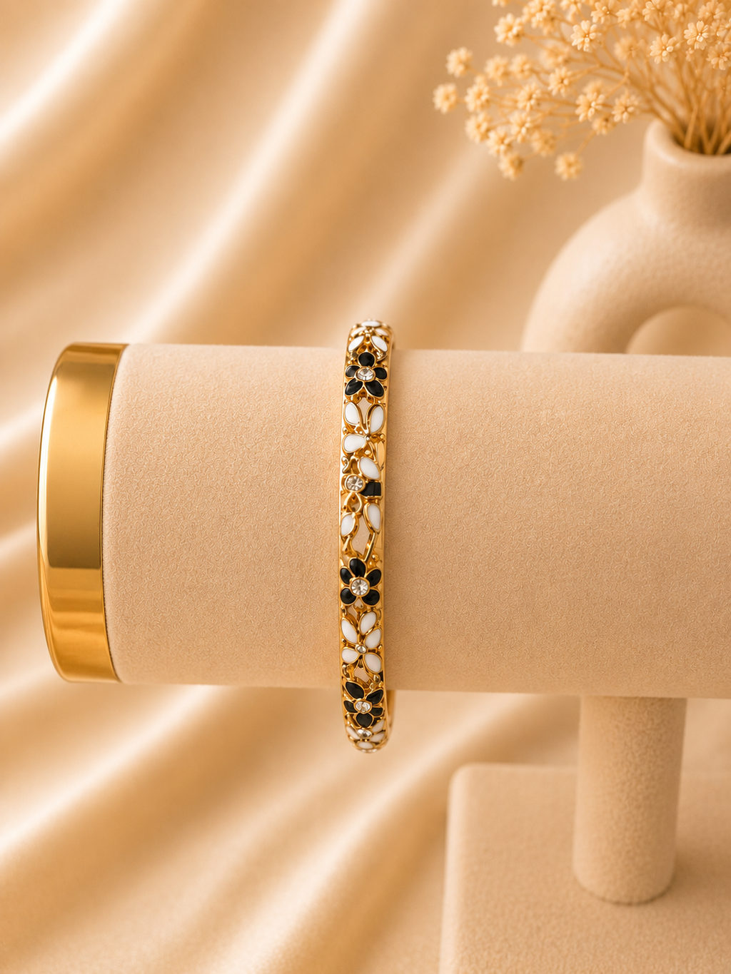 Bracelet Jonc Fleuri Élégance ✨